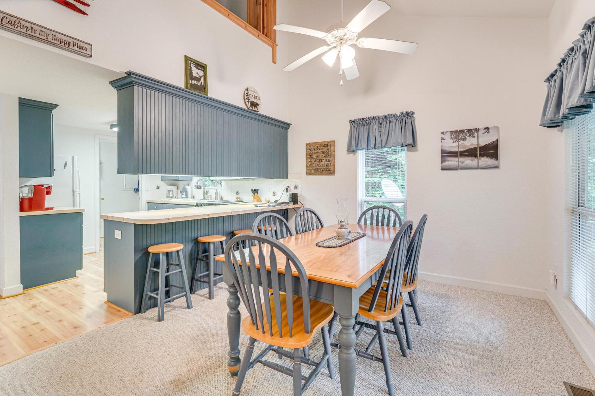 Secluded Cabin With Porch - 7 Miles To Lake Chatuge! Hayesville Εξωτερικό φωτογραφία